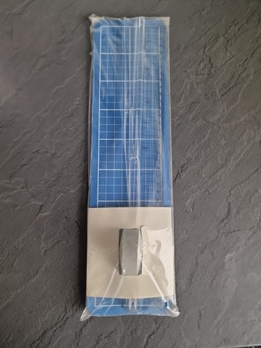 Schneidelineal - a4,