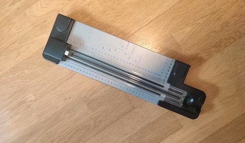 Papier schneidemaschiene - papier,