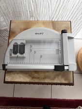 Levia Rollen Schneider